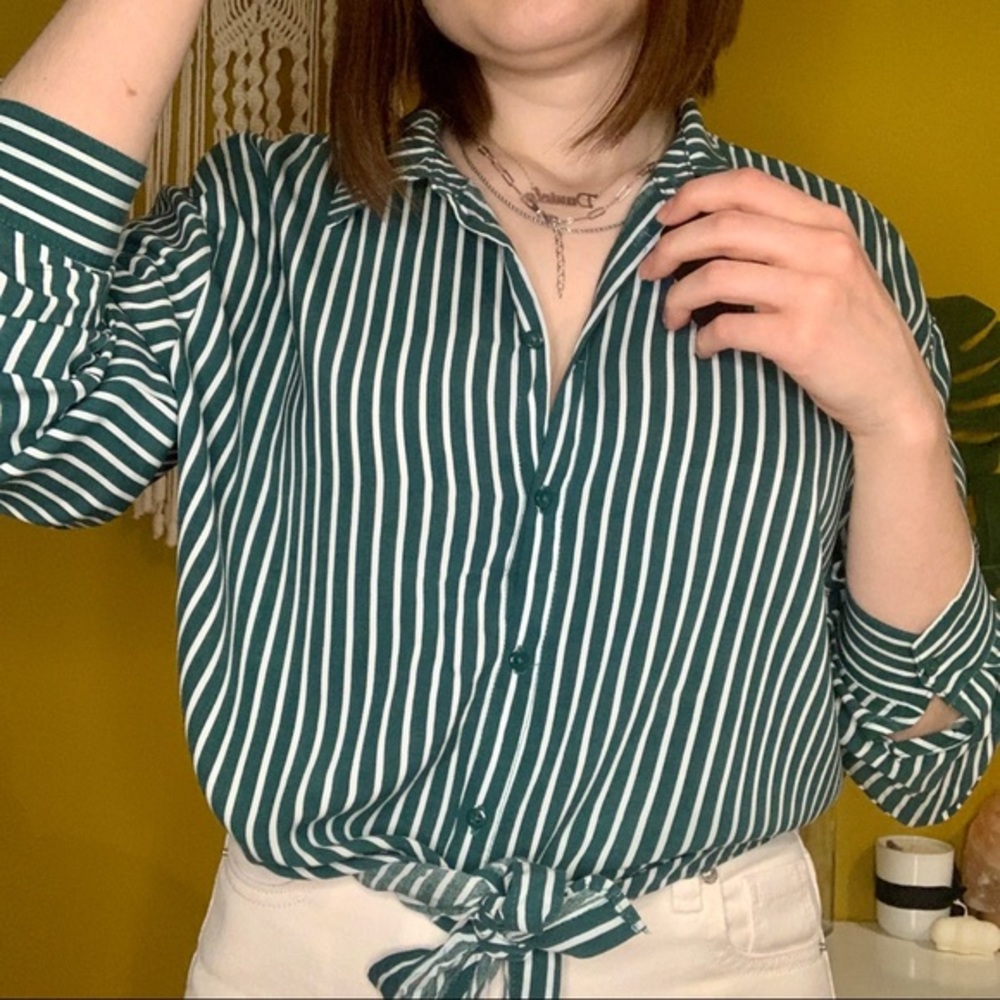GREEN STRIPED BUTTON UP SMOCKED BLOUSE